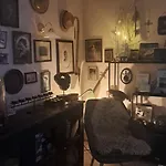 Kule Gule Huset منزل للإقامة