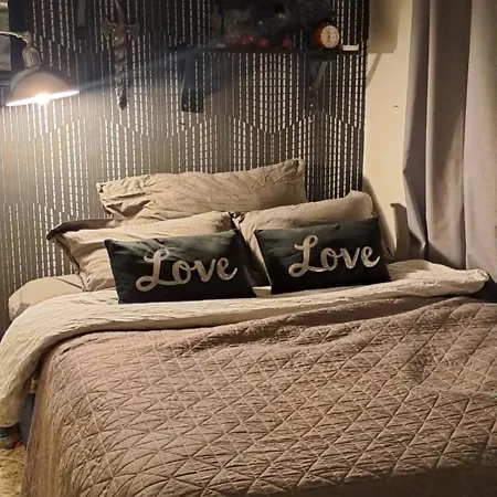 Kule Gule Huset Проживание в семье