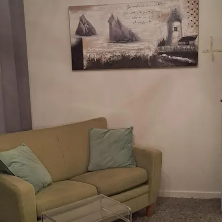 Kule Gule Huset * Svolvær