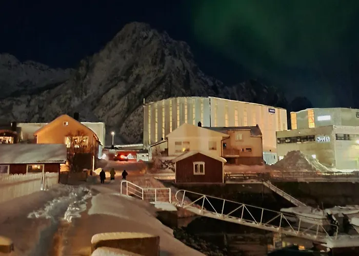 Kule Gule Huset * Svolvær
